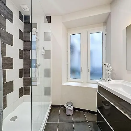 F2 Confort Hyper Cenrtre St Rose Appartement *